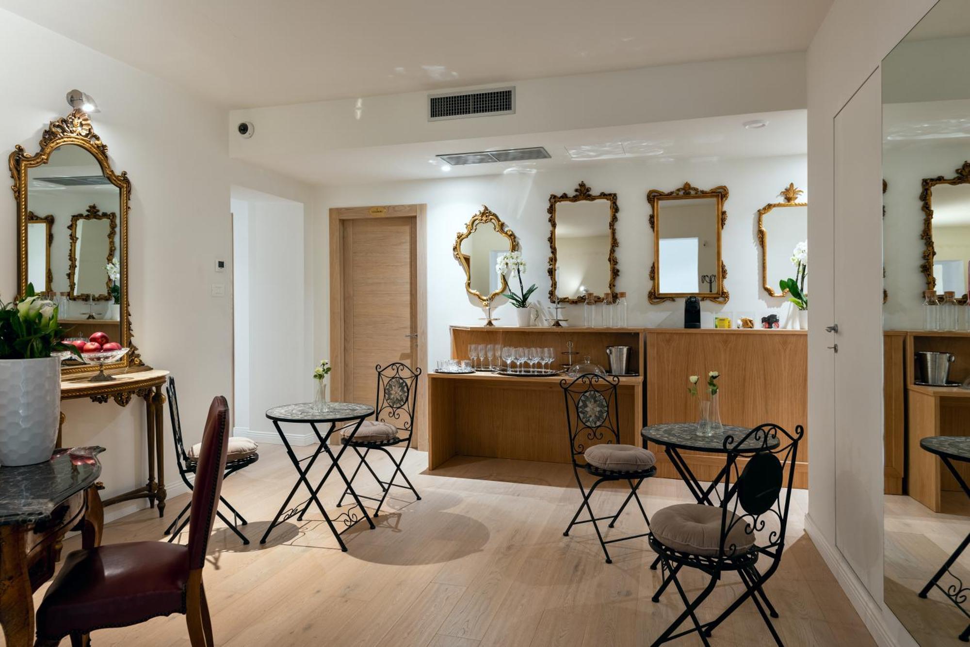 Corte Realdi Luxury Rooms Torino Exterior photo
